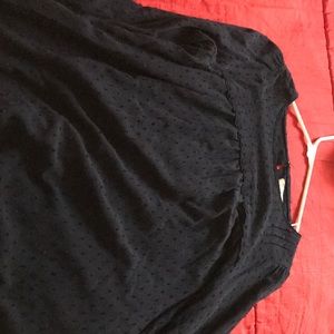 A comfortable shirt to wear in the spring